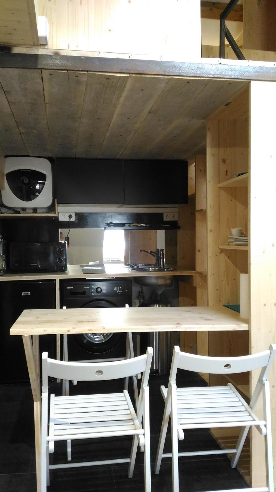 Studio Meuble Proche Conseil Departemental Du Jura Lons-le-Saunier Exterior foto